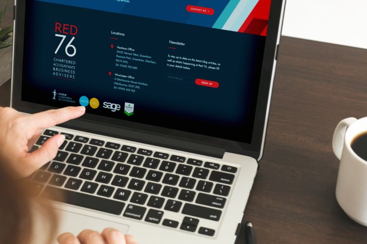 macbook-mockups-vol22-A