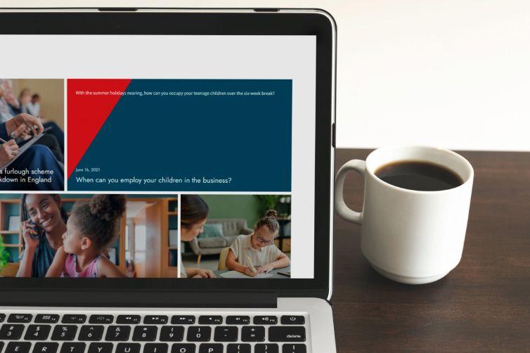 macbook-mockups-vol22-B